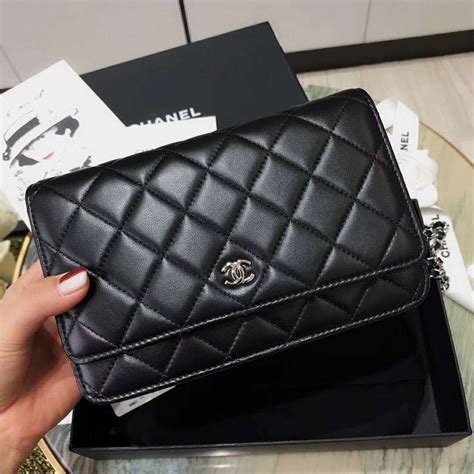 chanel classic wallet lambskin